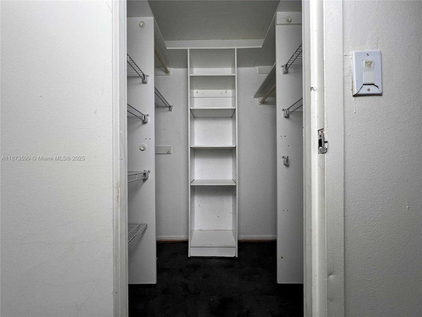 Small Image of 2101 ATLANTIC SHORES BLVD #518, Hallandale Beach Number 13