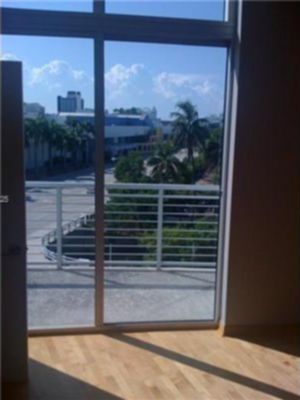 Small Image of 2001 MERIDIAN AVE #530, Miami Beach Number 9