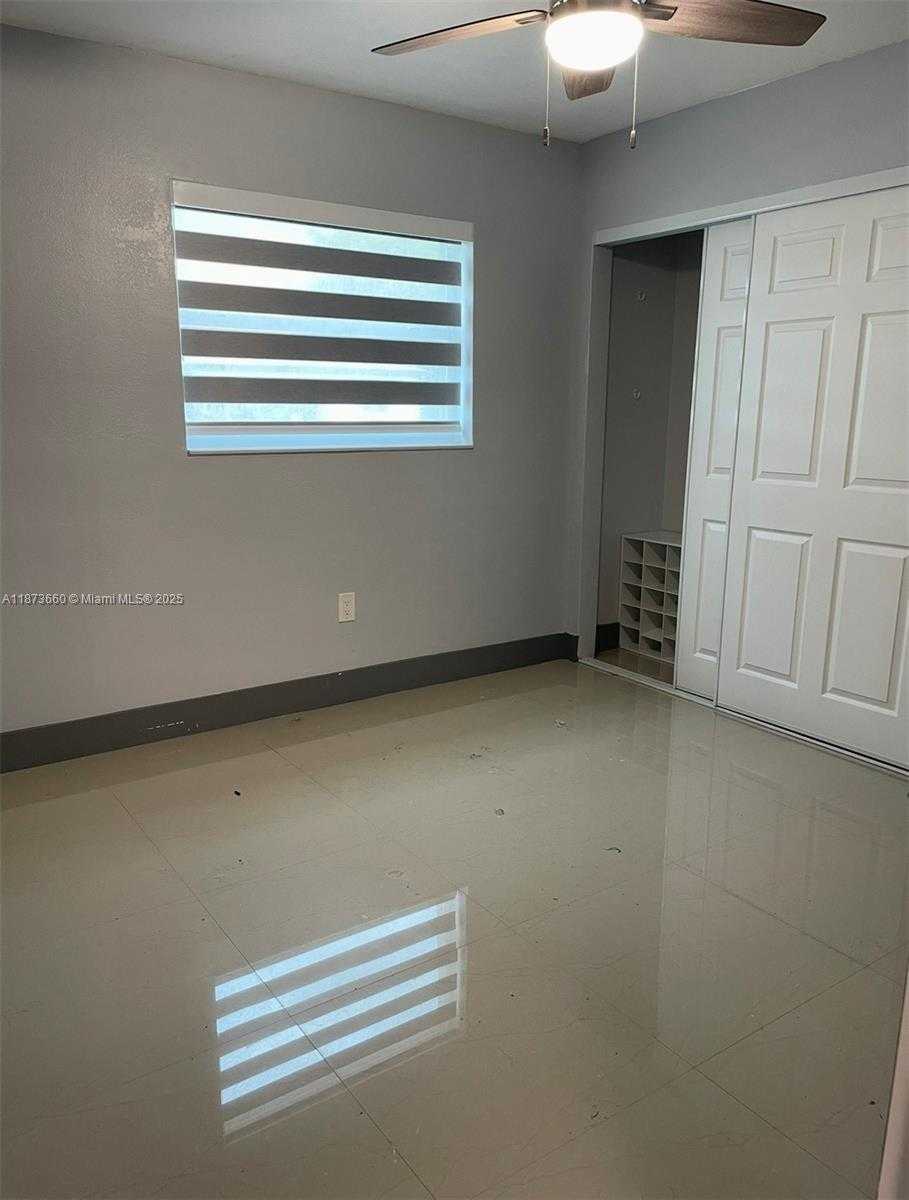 Small Image of 3610 NORTH WEST 211TH ST #3610, Miami Gardens Number 10