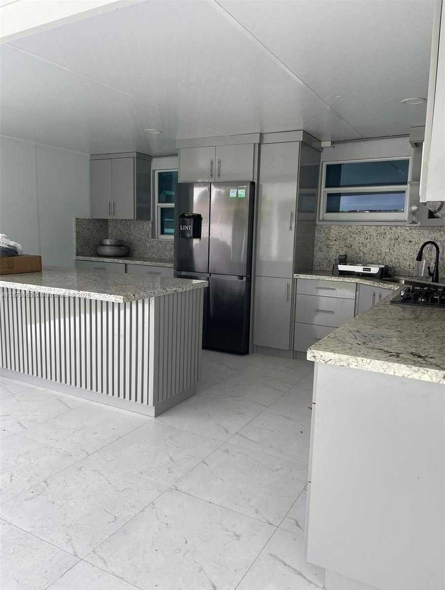 Small Image of 3610 NORTH WEST 211TH ST #3610, Miami Gardens Number 14