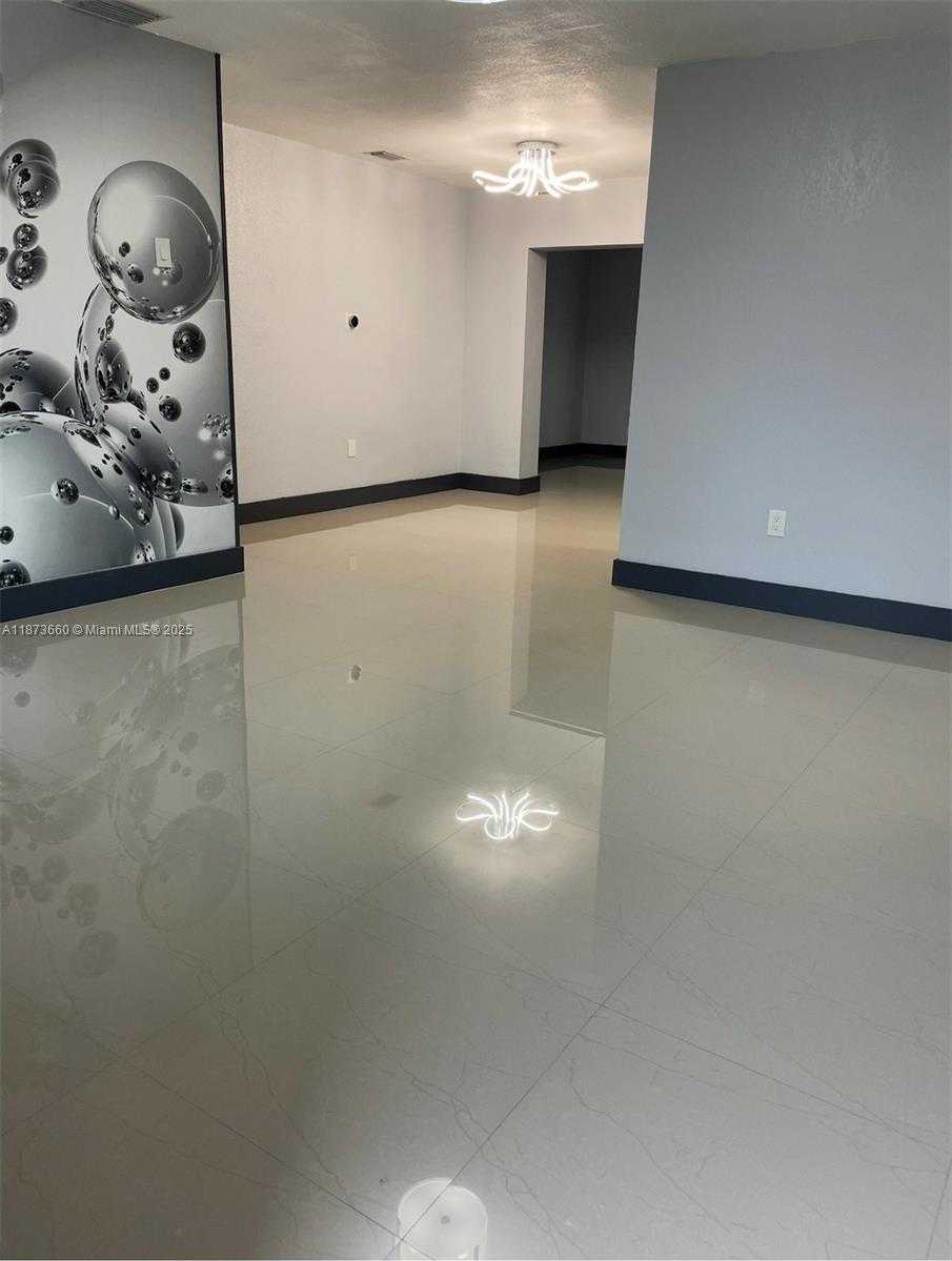 Small Image of 3610 NORTH WEST 211TH ST #3610, Miami Gardens Number 3