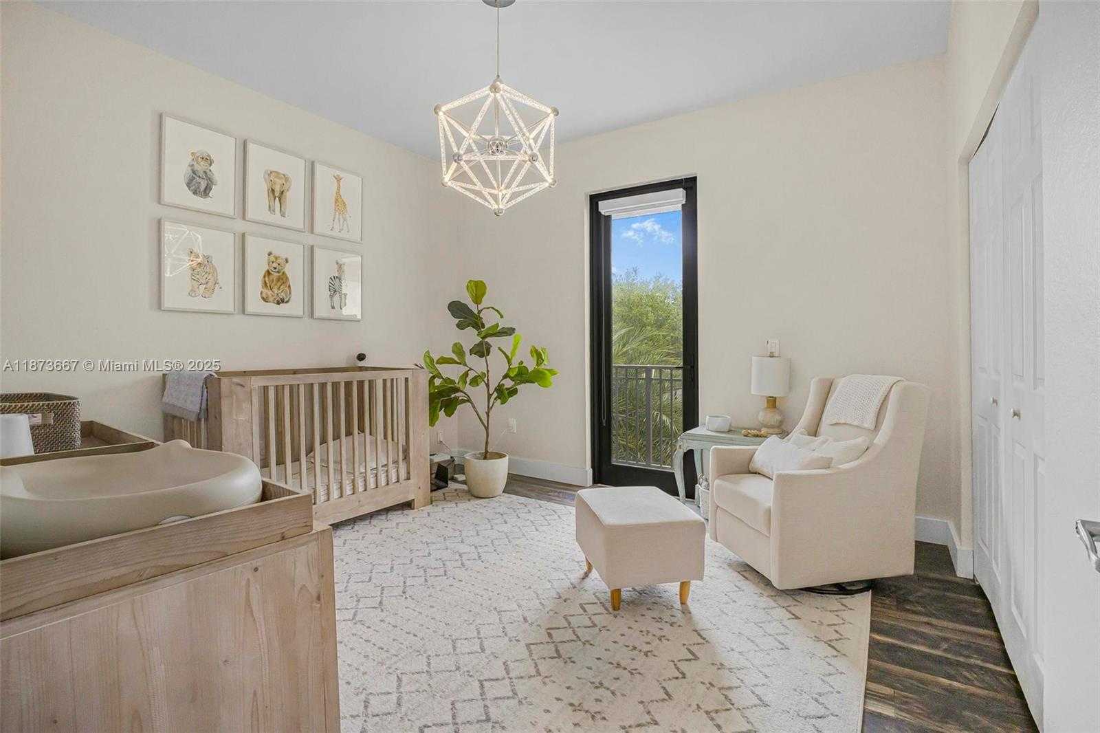 Small Image of 628 SOUTH EAST 37TH PL, Homestead Number 17