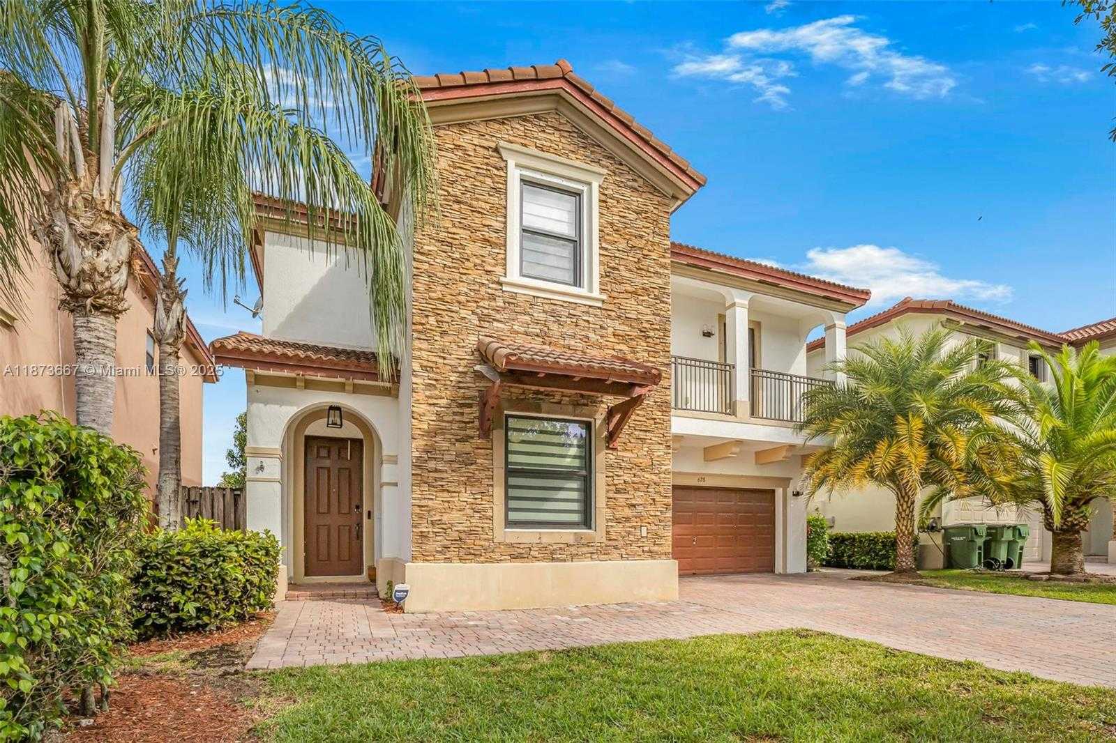 Small Image of 628 SOUTH EAST 37TH PL, Homestead Number 2