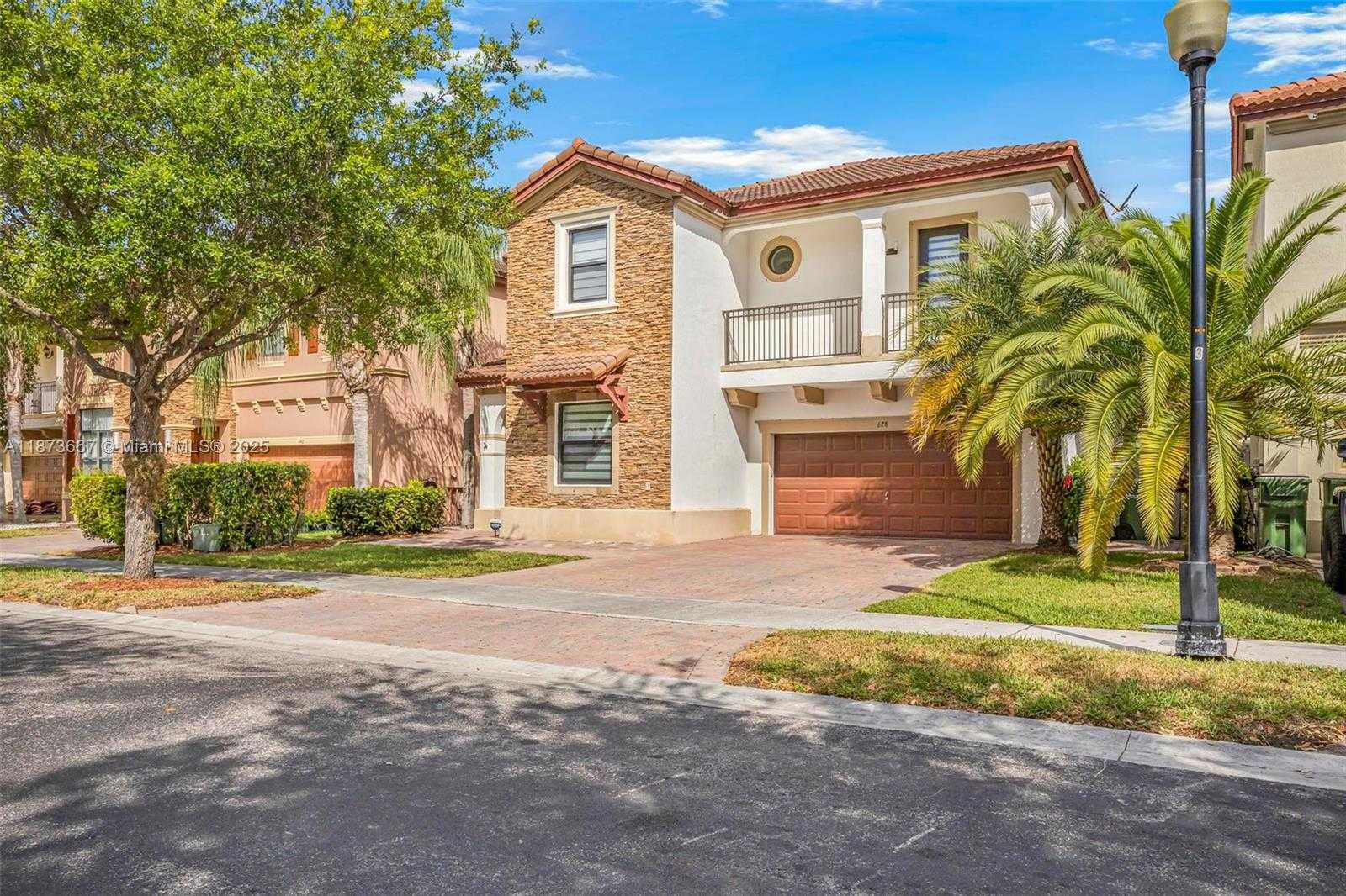 Small Image of 628 SOUTH EAST 37TH PL, Homestead Number 28