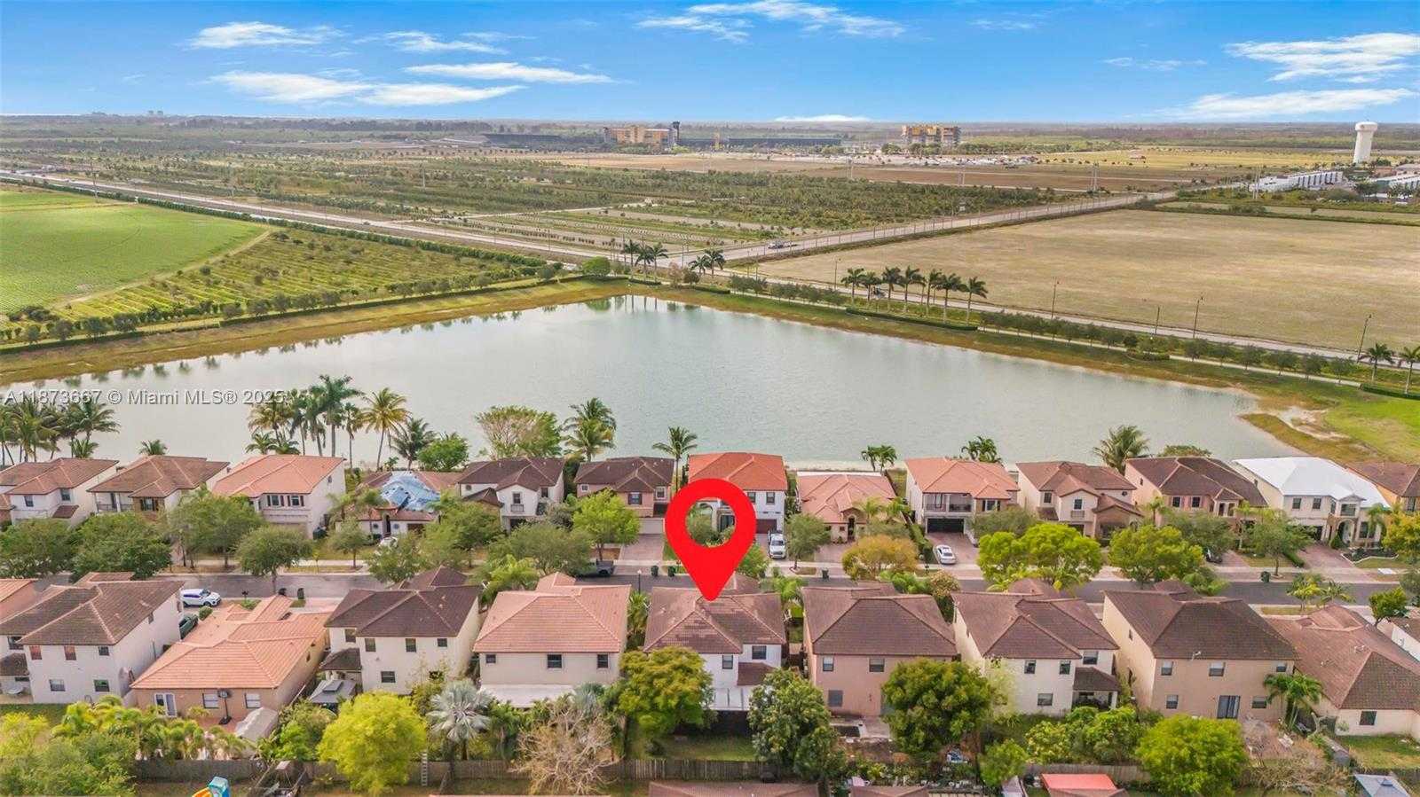 Small Image of 628 SOUTH EAST 37TH PL, Homestead Number 29