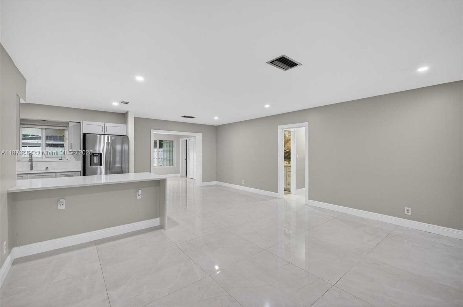Small Image of 2201 NORTH EAST 52ND ST, Fort Lauderdale Number 11