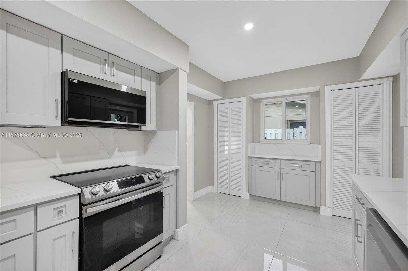 Small Image of 2201 NORTH EAST 52ND ST, Fort Lauderdale Number 18