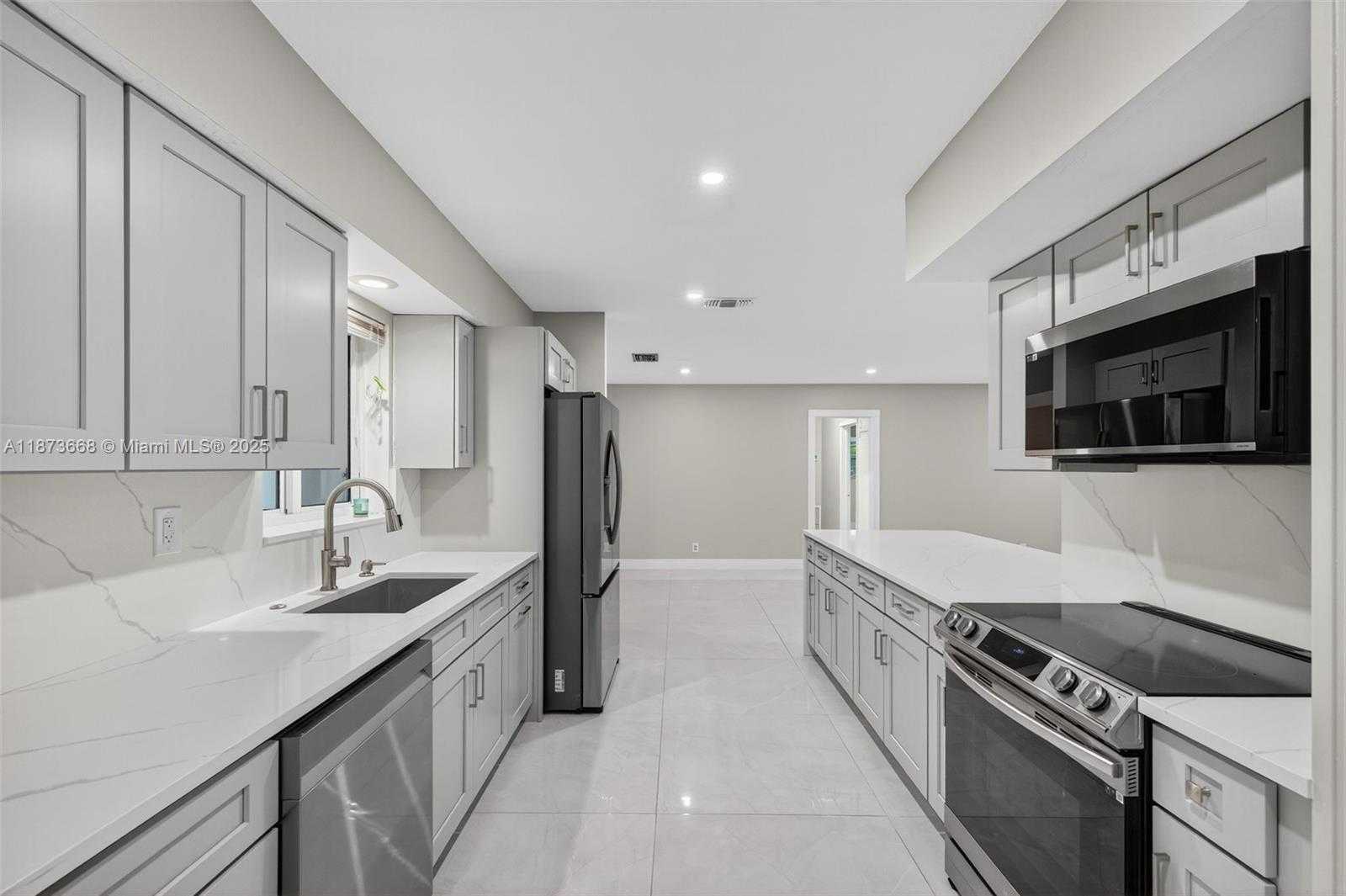 Small Image of 2201 NORTH EAST 52ND ST, Fort Lauderdale Number 22