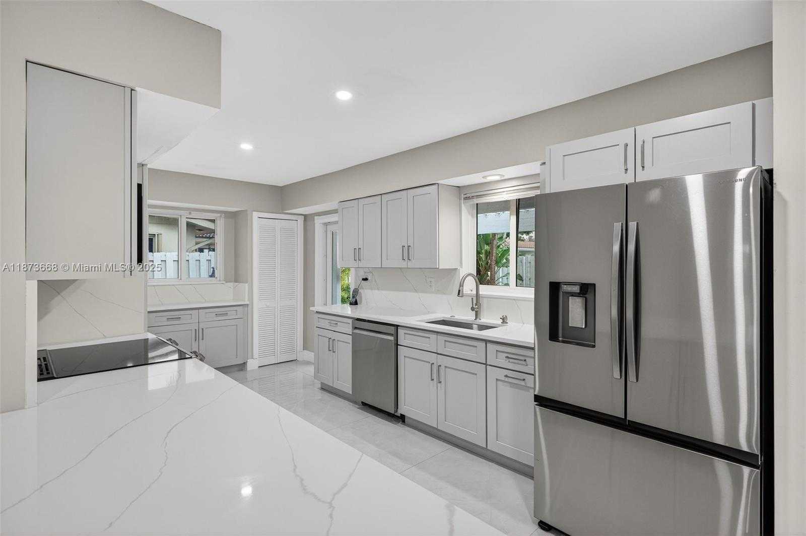 Small Image of 2201 NORTH EAST 52ND ST, Fort Lauderdale Number 25