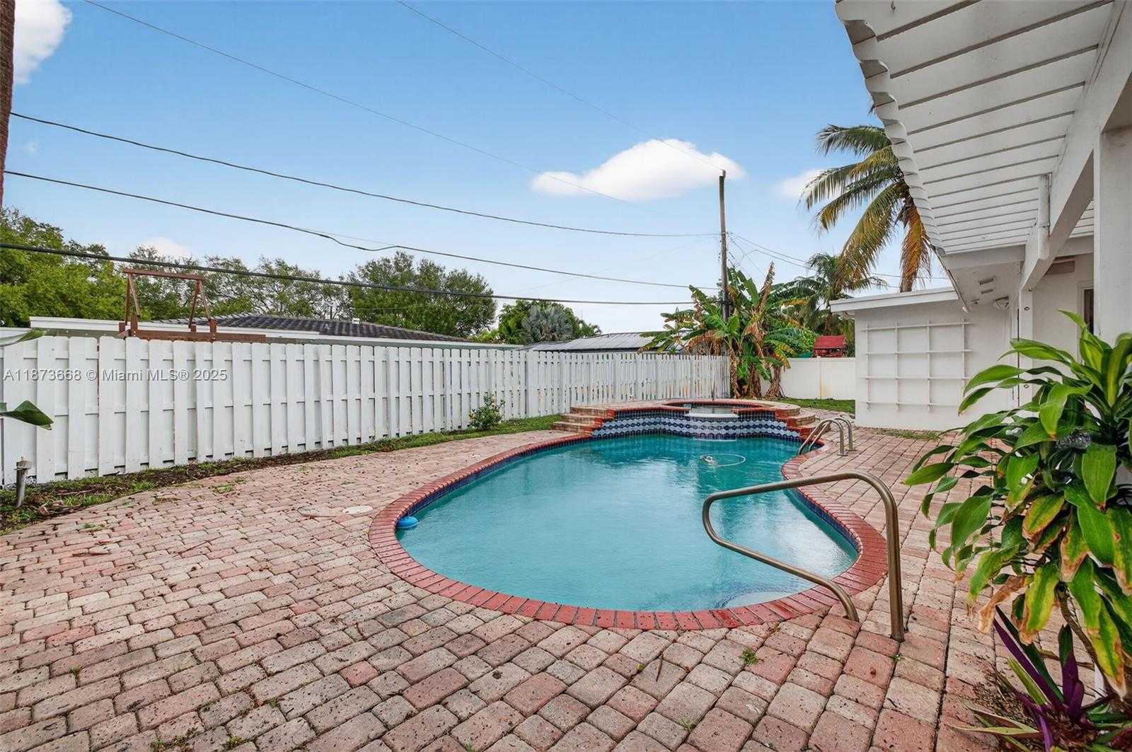 Small Image of 2201 NORTH EAST 52ND ST, Fort Lauderdale Number 28