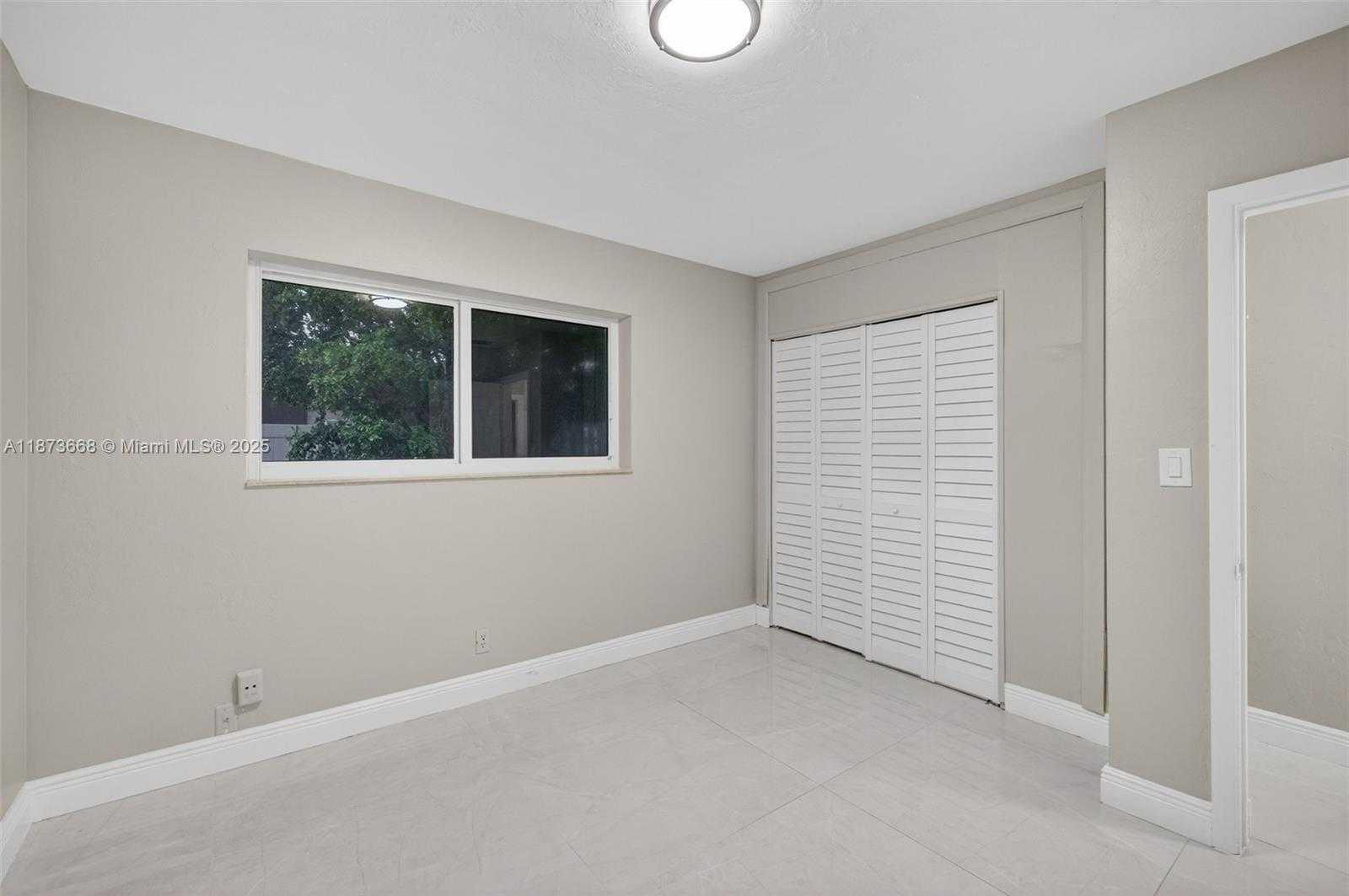 Small Image of 2201 NORTH EAST 52ND ST, Fort Lauderdale Number 39