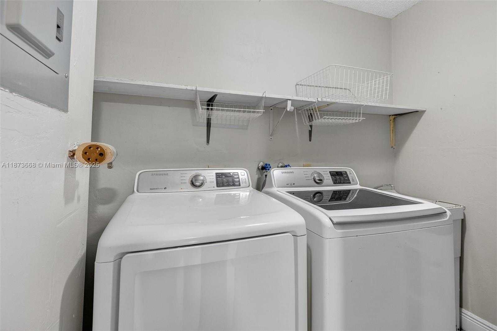 Small Image of 2201 NORTH EAST 52ND ST, Fort Lauderdale Number 46