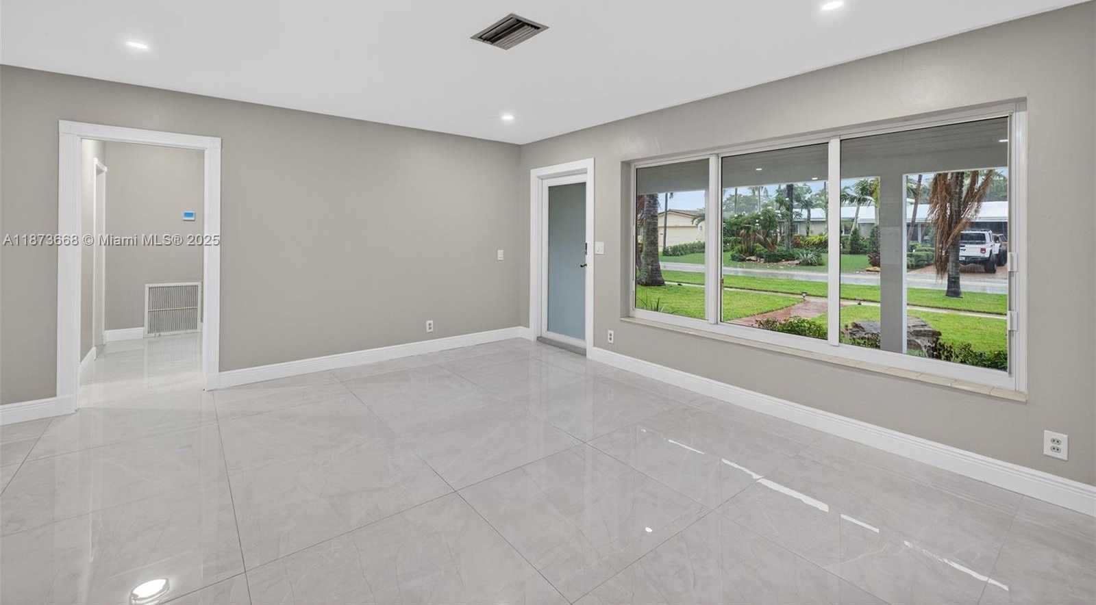 Small Image of 2201 NORTH EAST 52ND ST, Fort Lauderdale Number 9