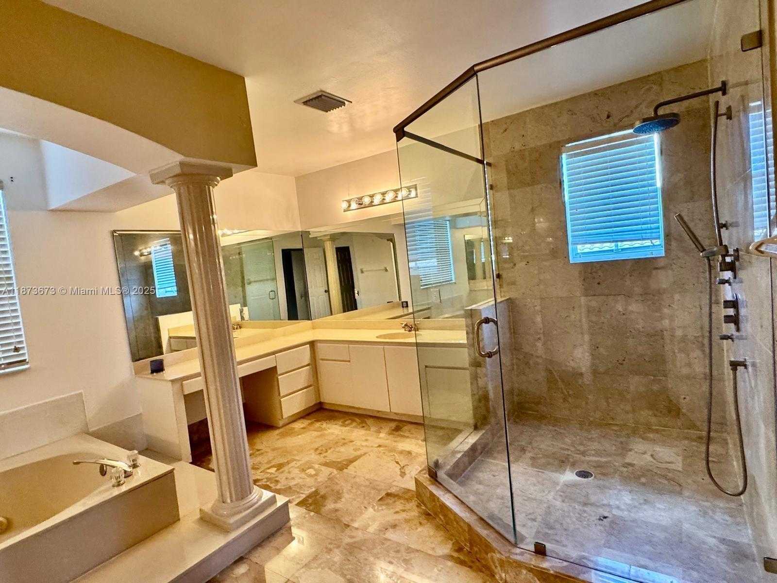 Small Image of 1379 NORTH WEST 166TH AVE, Pembroke Pines Number 10