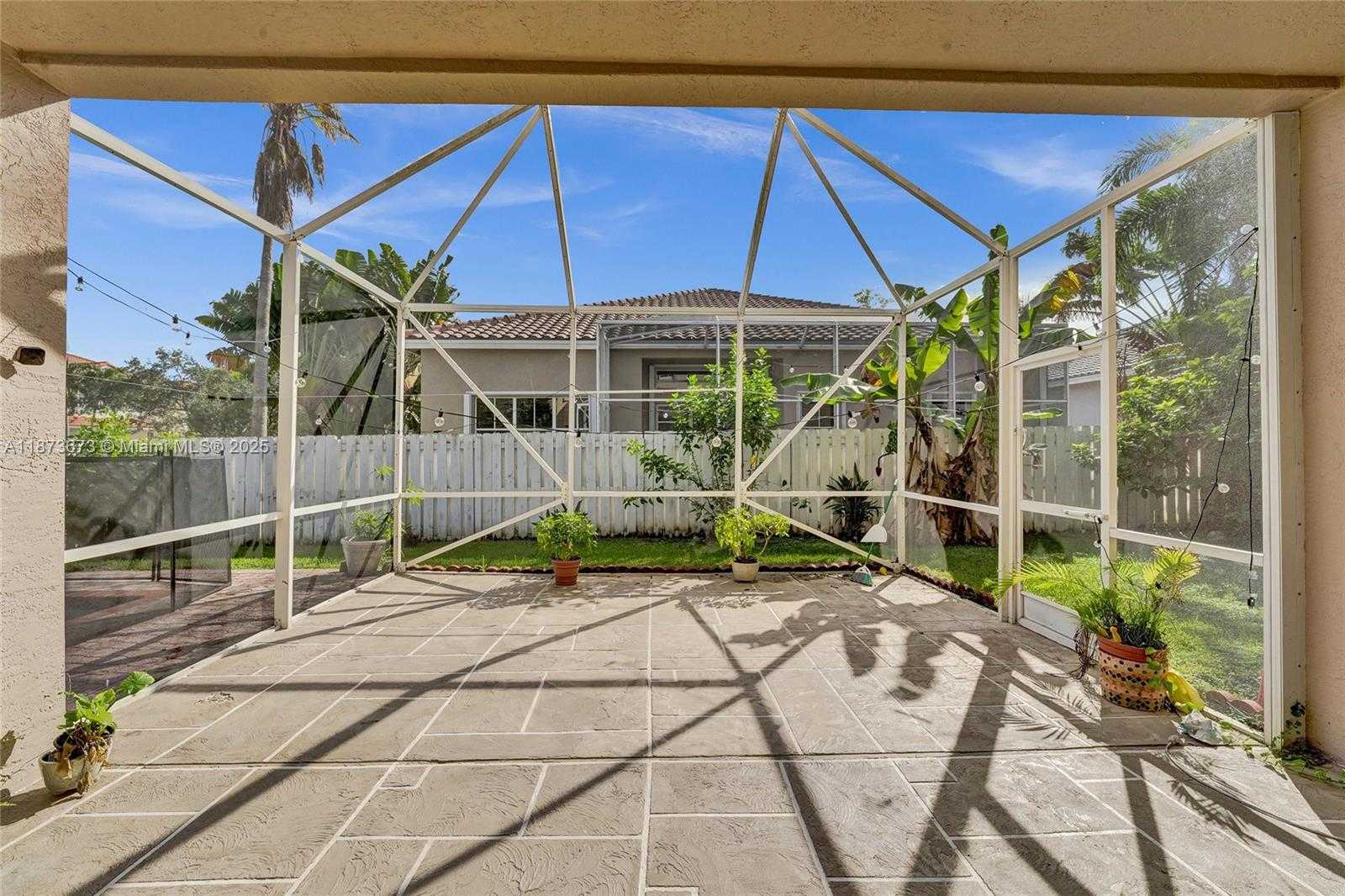 Small Image of 1379 NORTH WEST 166TH AVE, Pembroke Pines Number 4