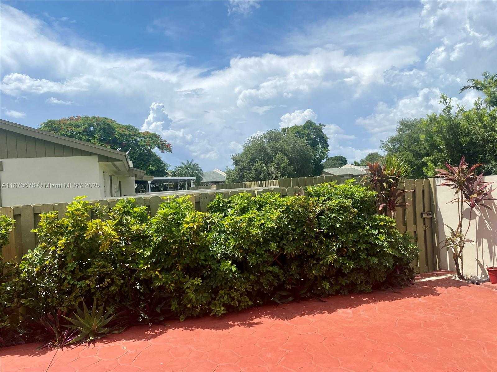 Small Image of 12024 SOUTH WEST 110TH ST CIR E #12024, Miami Number 24
