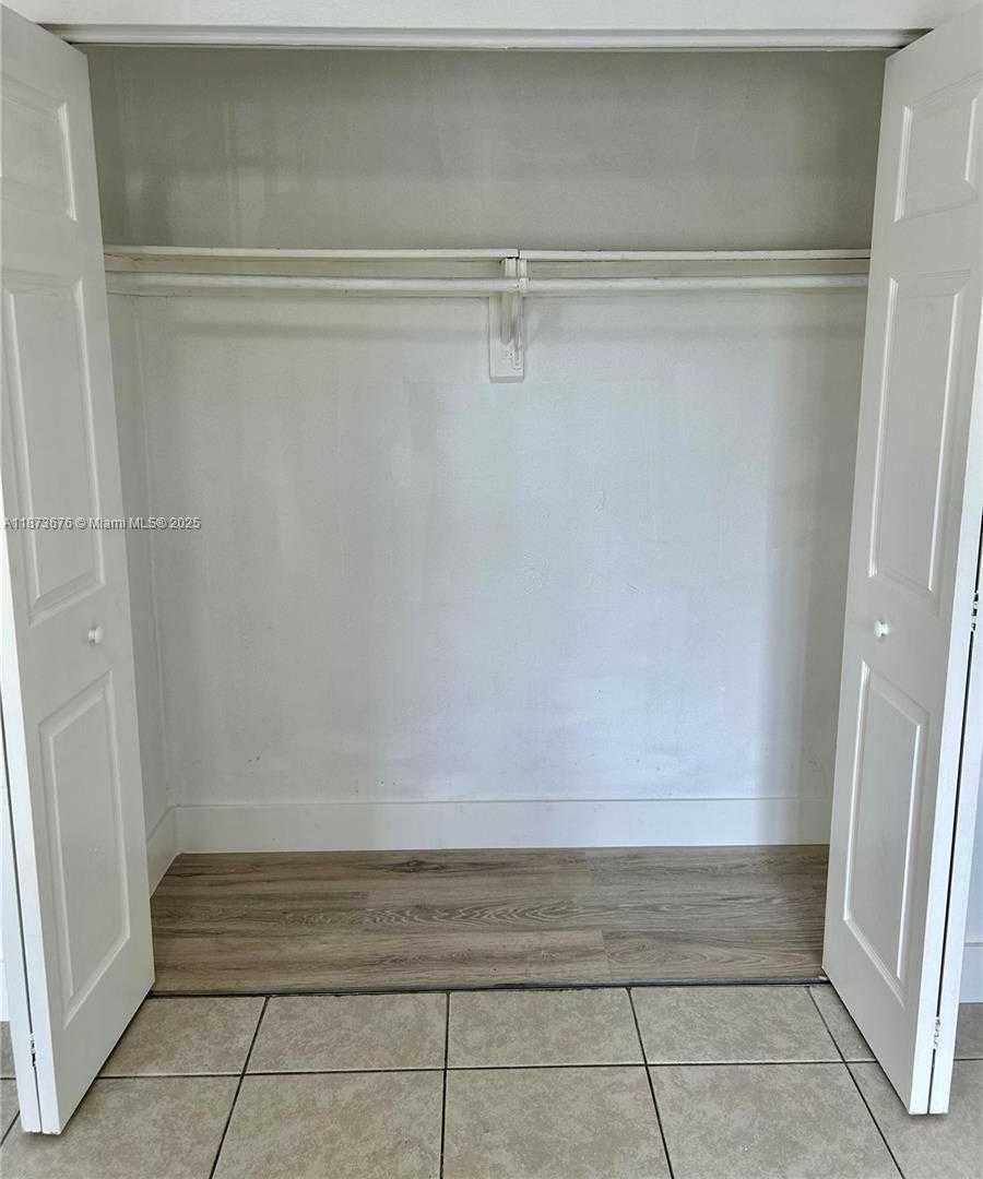 Small Image of 12024 SOUTH WEST 110TH ST CIR E #12024, Miami Number 8