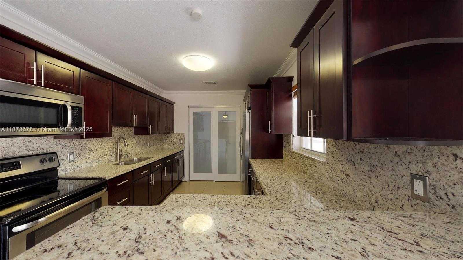 Small Image of 15340 SOUTH WEST 306TH ST #A, Homestead Number 8
