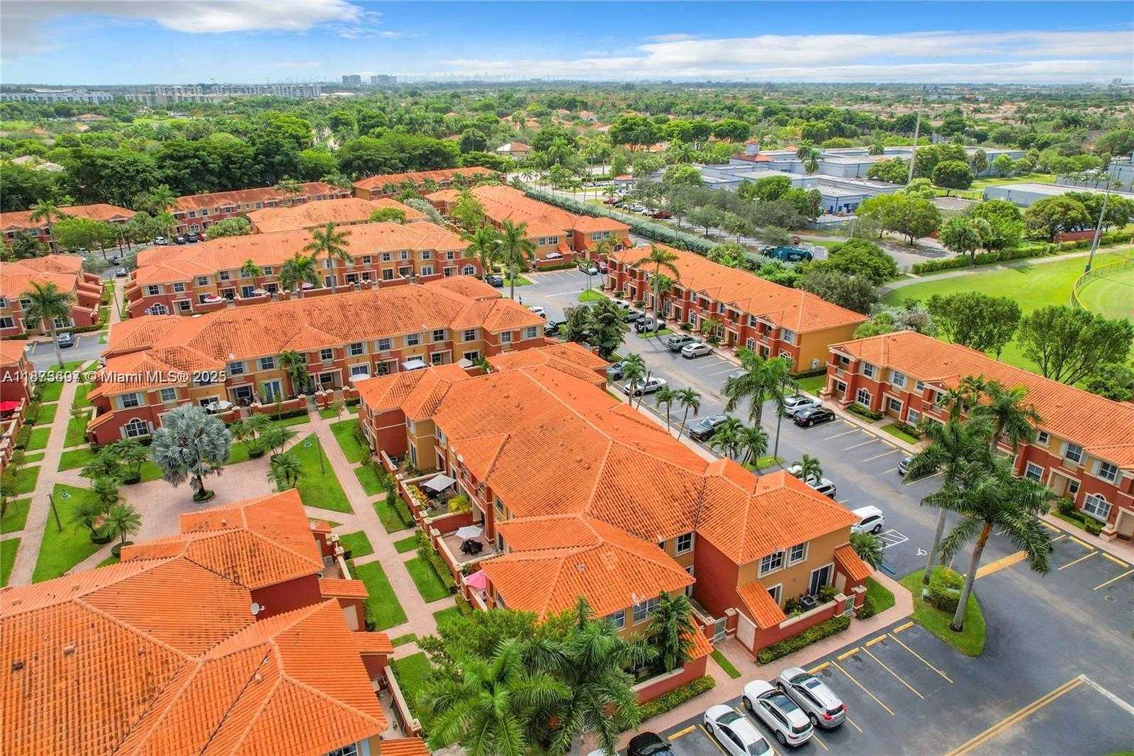 Small Image of 6141 NORTH WEST 115TH PL #352, Doral Number 30