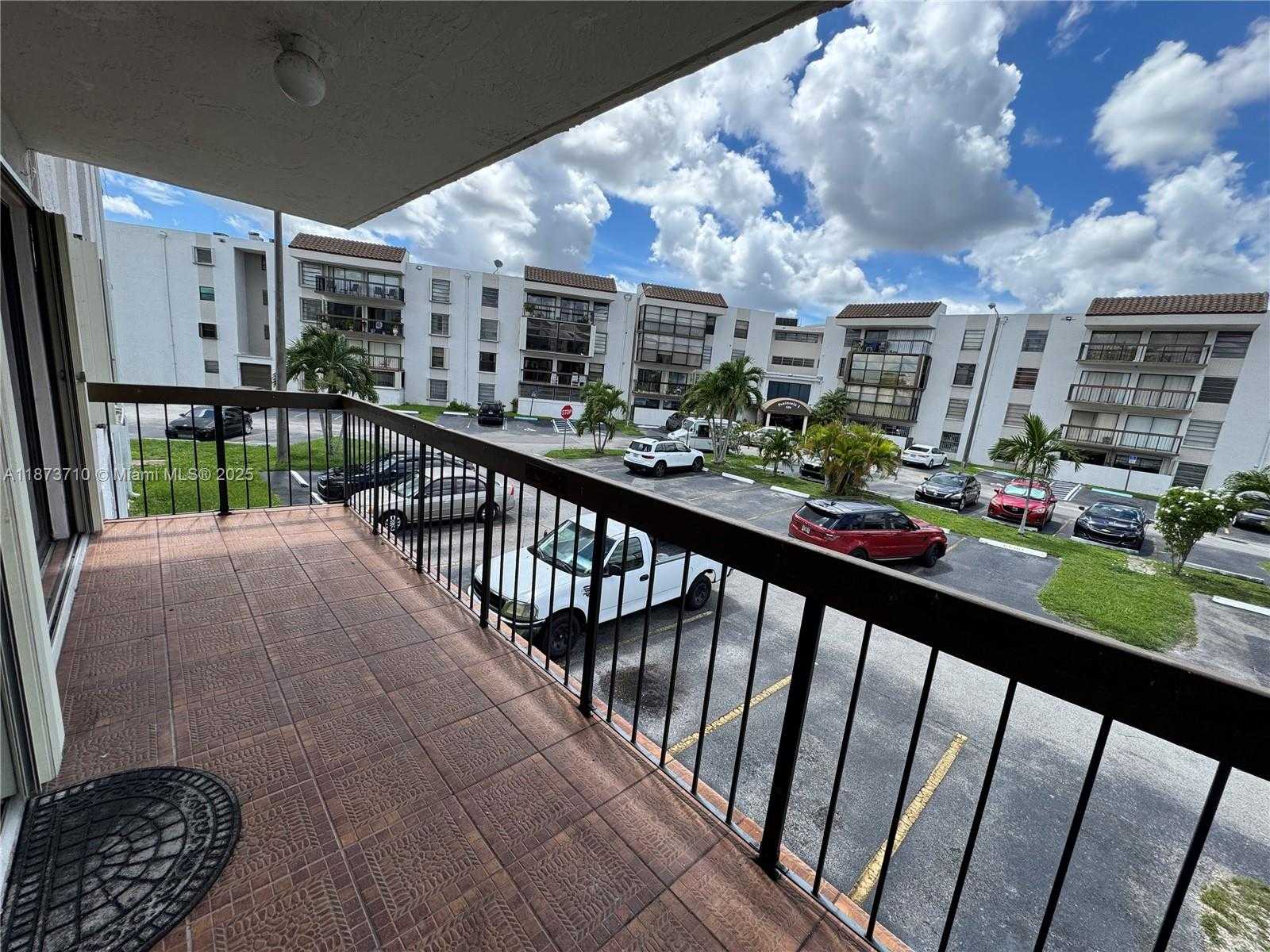Small Image of 1300 SOUTH WEST 122ND AVE #210-2, Miami Number 11
