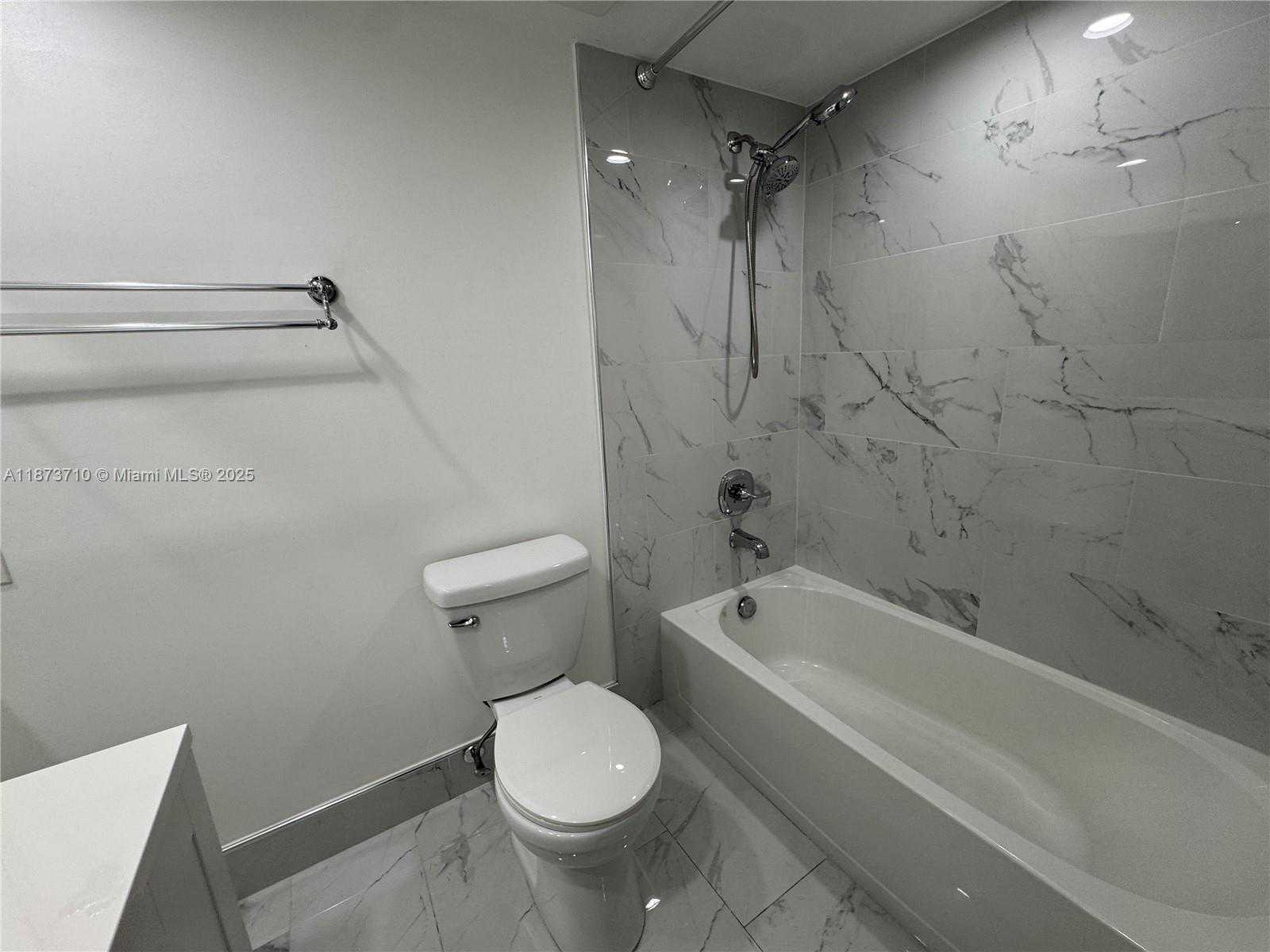 Small Image of 1300 SOUTH WEST 122ND AVE #210-2, Miami Number 16