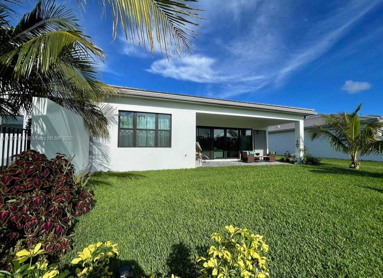 Small Image of 17267 WINDY POINTE LN #N/A, Boca Raton Number 19