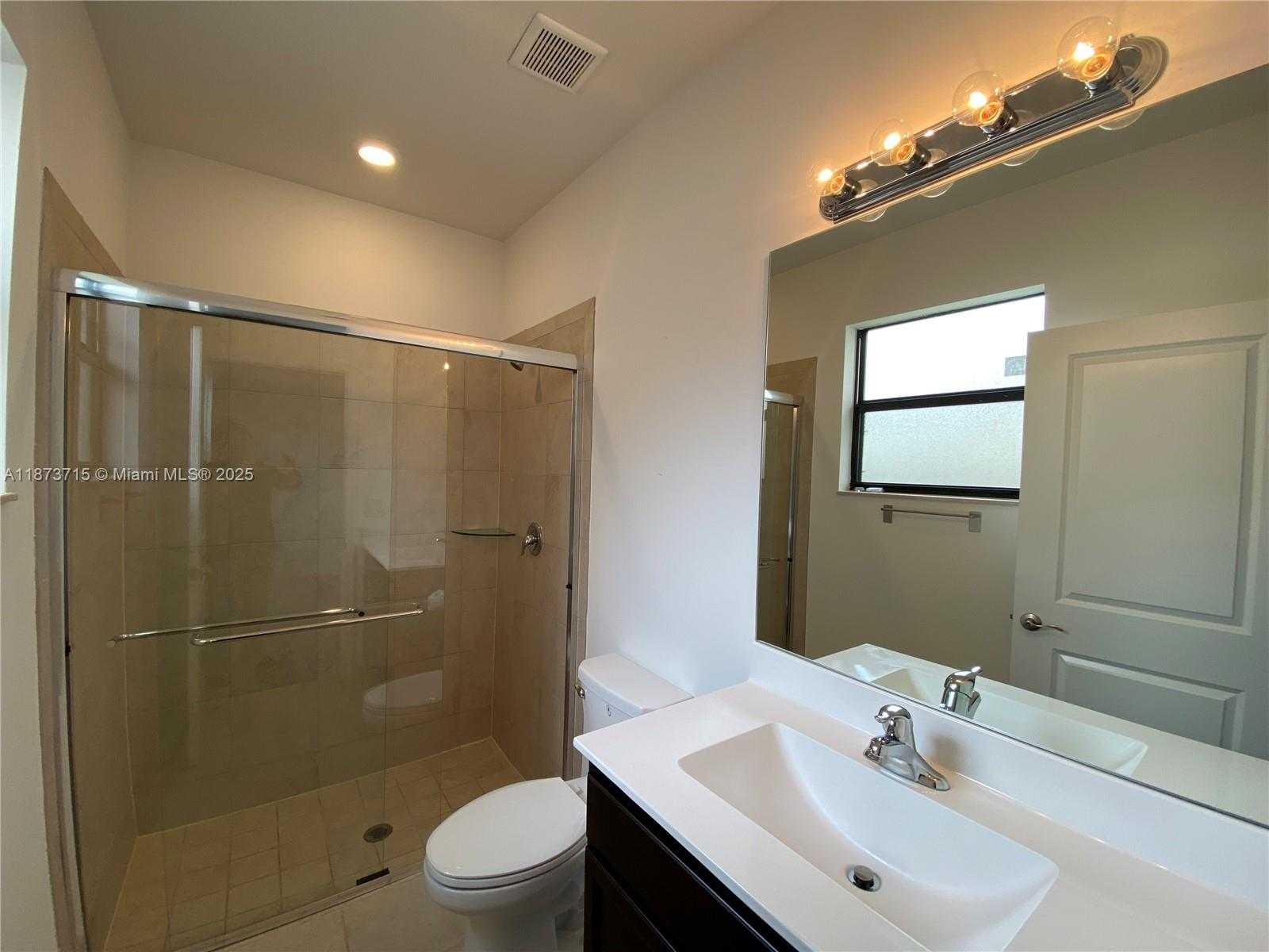 Small Image of 2424 SOUTH EAST 3RD ST, Homestead Number 11