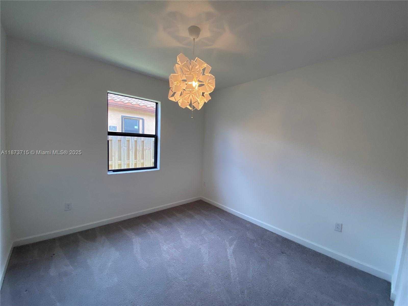 Small Image of 2424 SOUTH EAST 3RD ST, Homestead Number 15