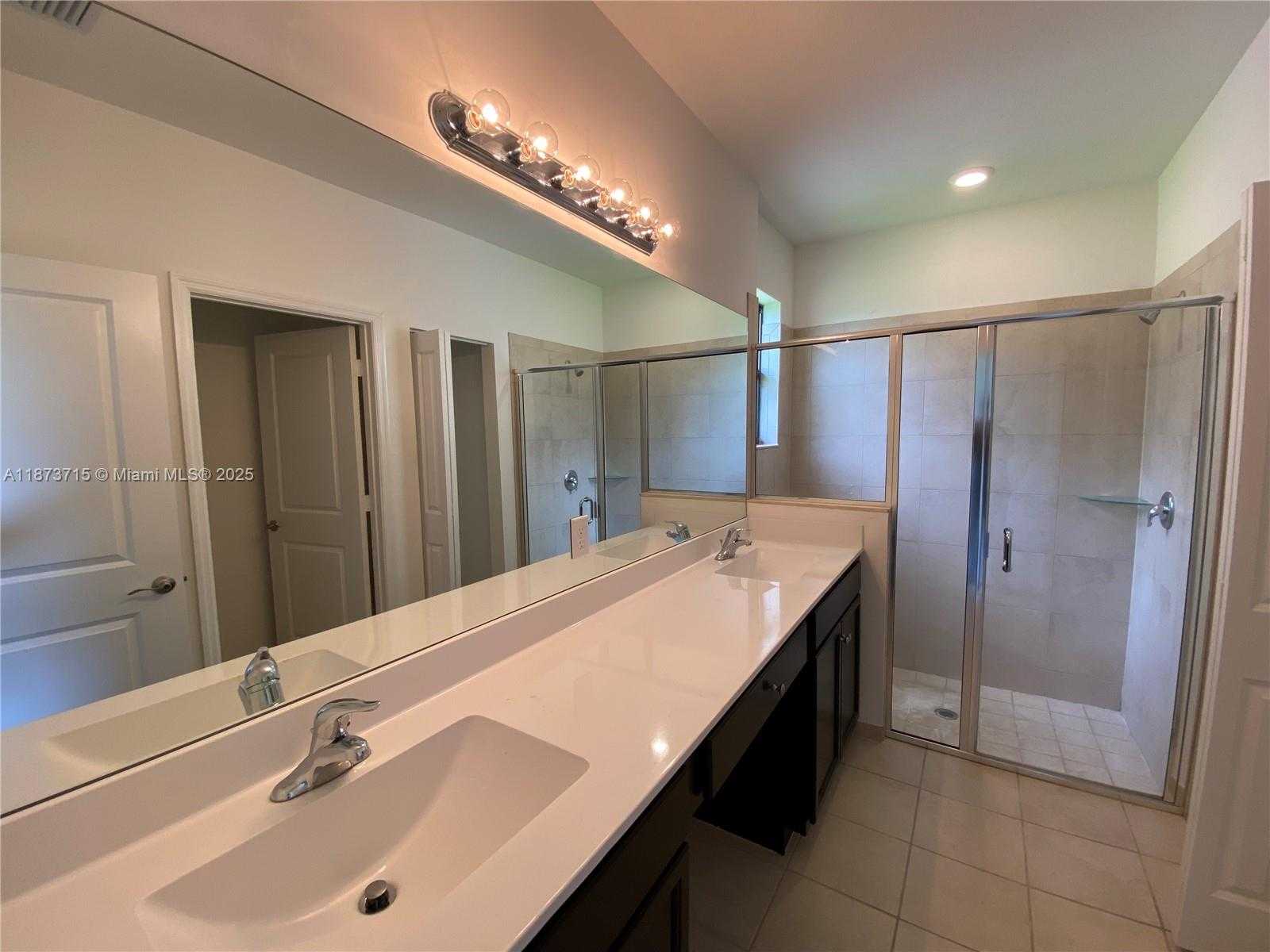 Small Image of 2424 SOUTH EAST 3RD ST, Homestead Number 19