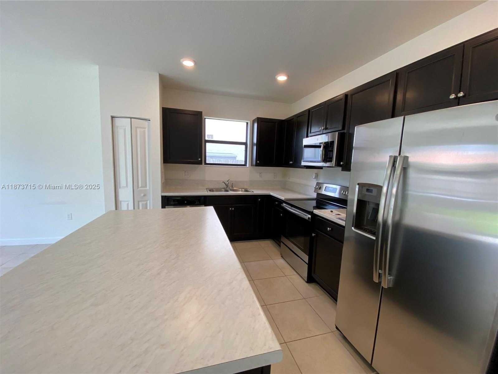 Small Image of 2424 SOUTH EAST 3RD ST, Homestead Number 5