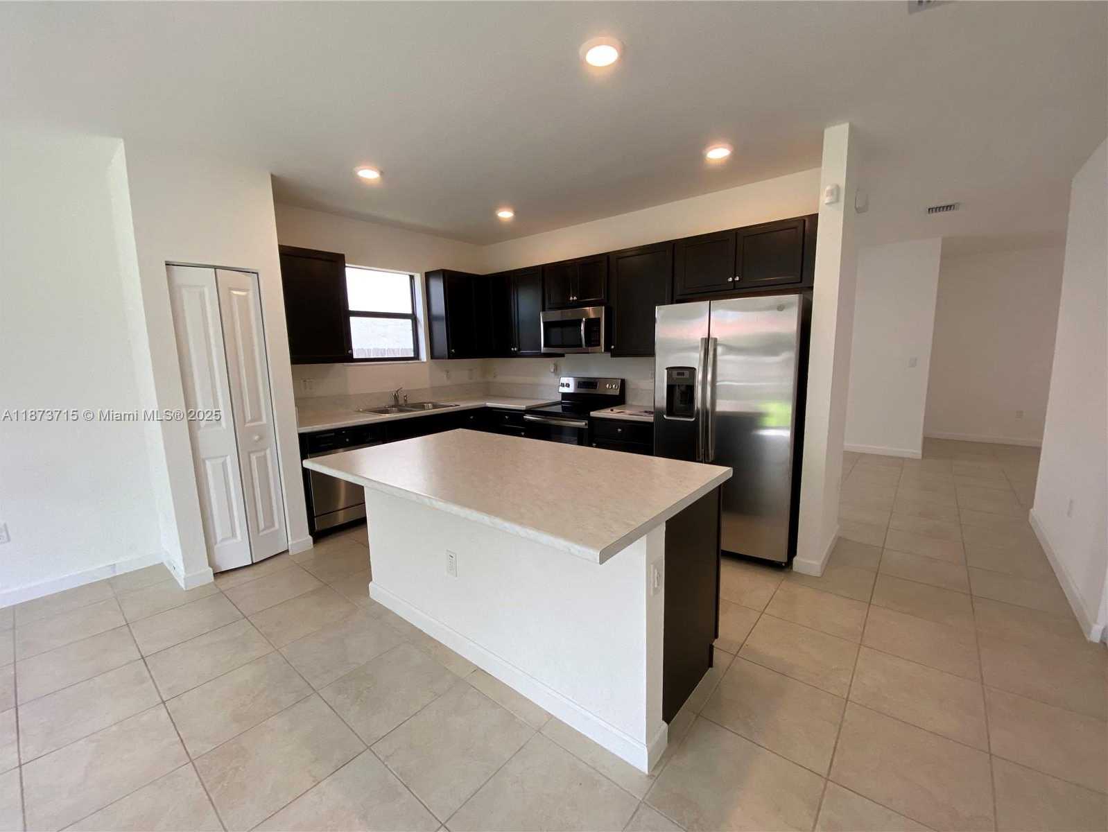 Small Image of 2424 SOUTH EAST 3RD ST, Homestead Number 6