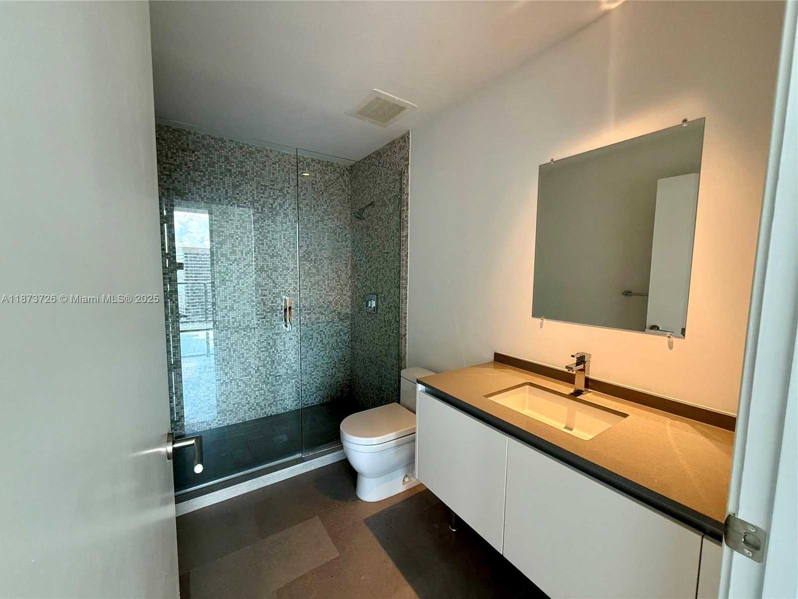 Small Image of 88 SE 7th St, Miami, FL 33131, USA Number 10