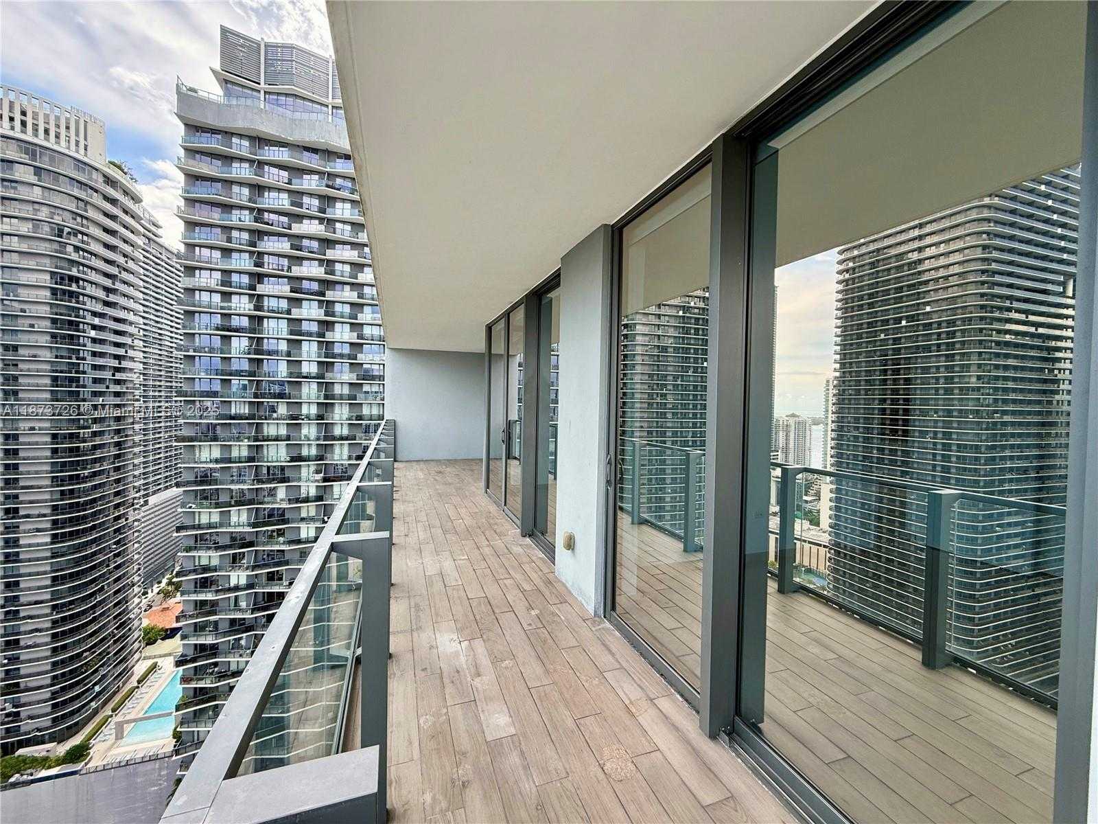 Small Image of 88 SE 7th St, Miami, FL 33131, USA Number 21