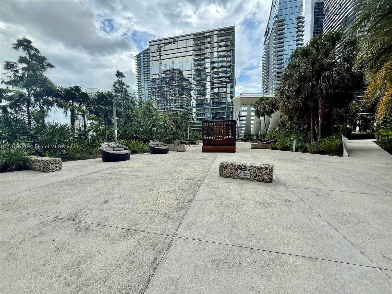 Small Image of 88 SE 7th St, Miami, FL 33131, USA Number 22