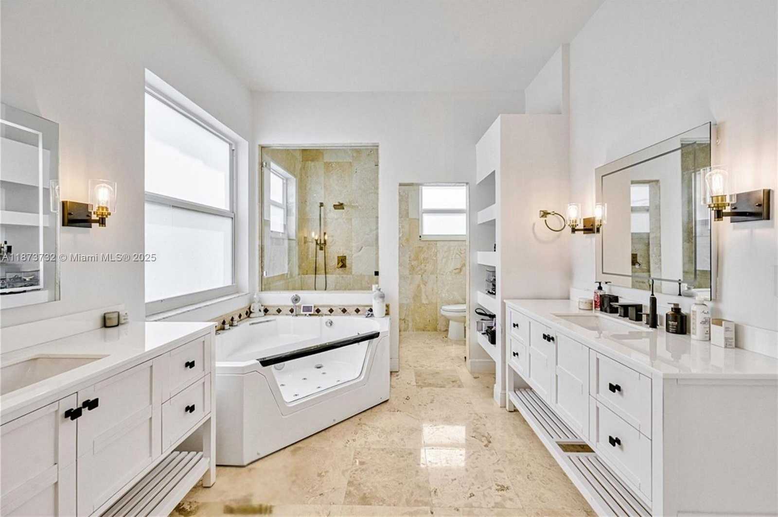Small Image of 1500 SOUTH WEST 171ST TER, Pembroke Pines Number 25