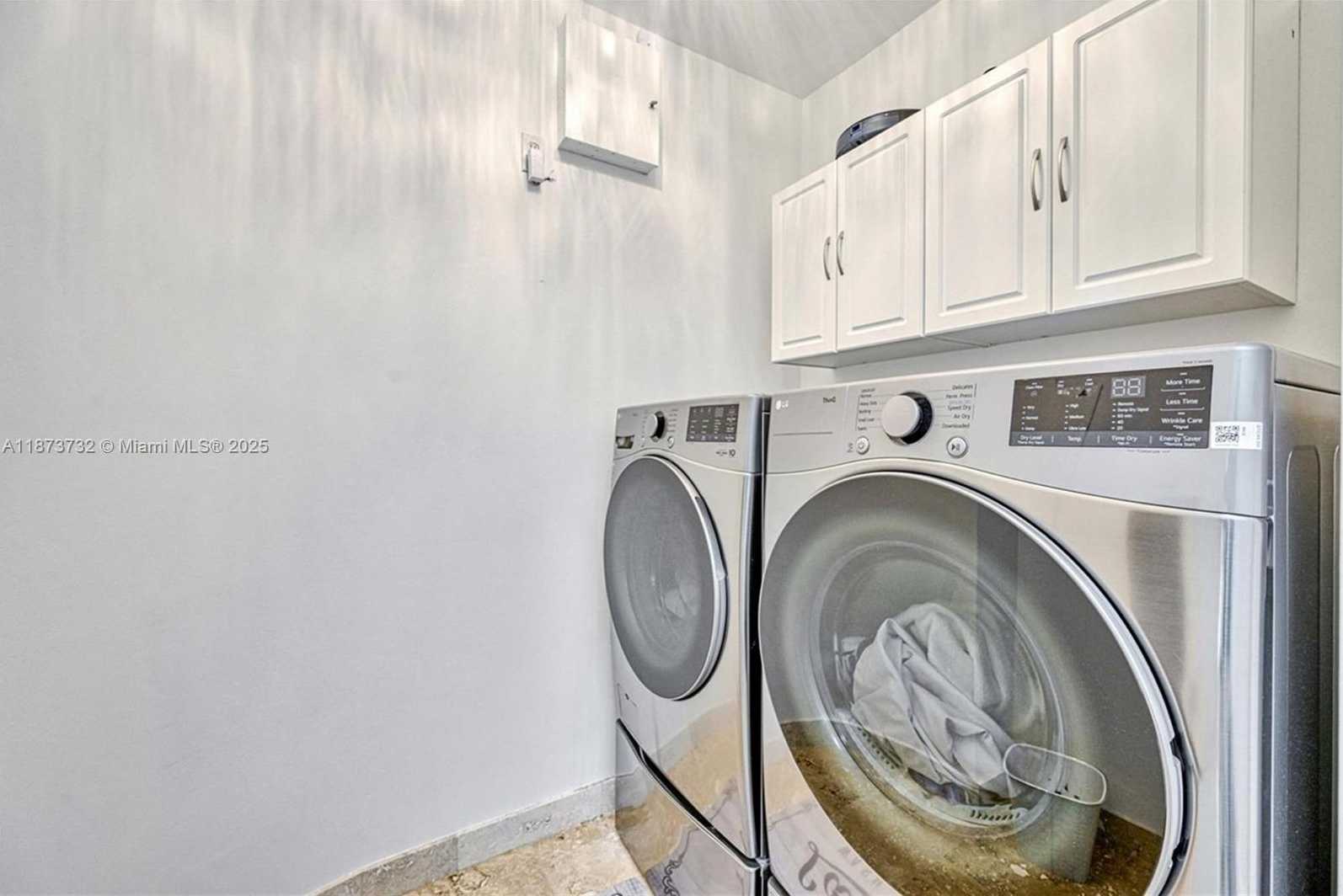 Small Image of 1500 SOUTH WEST 171ST TER, Pembroke Pines Number 38