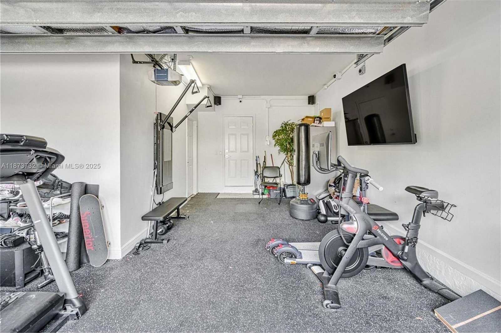Small Image of 1500 SOUTH WEST 171ST TER, Pembroke Pines Number 41