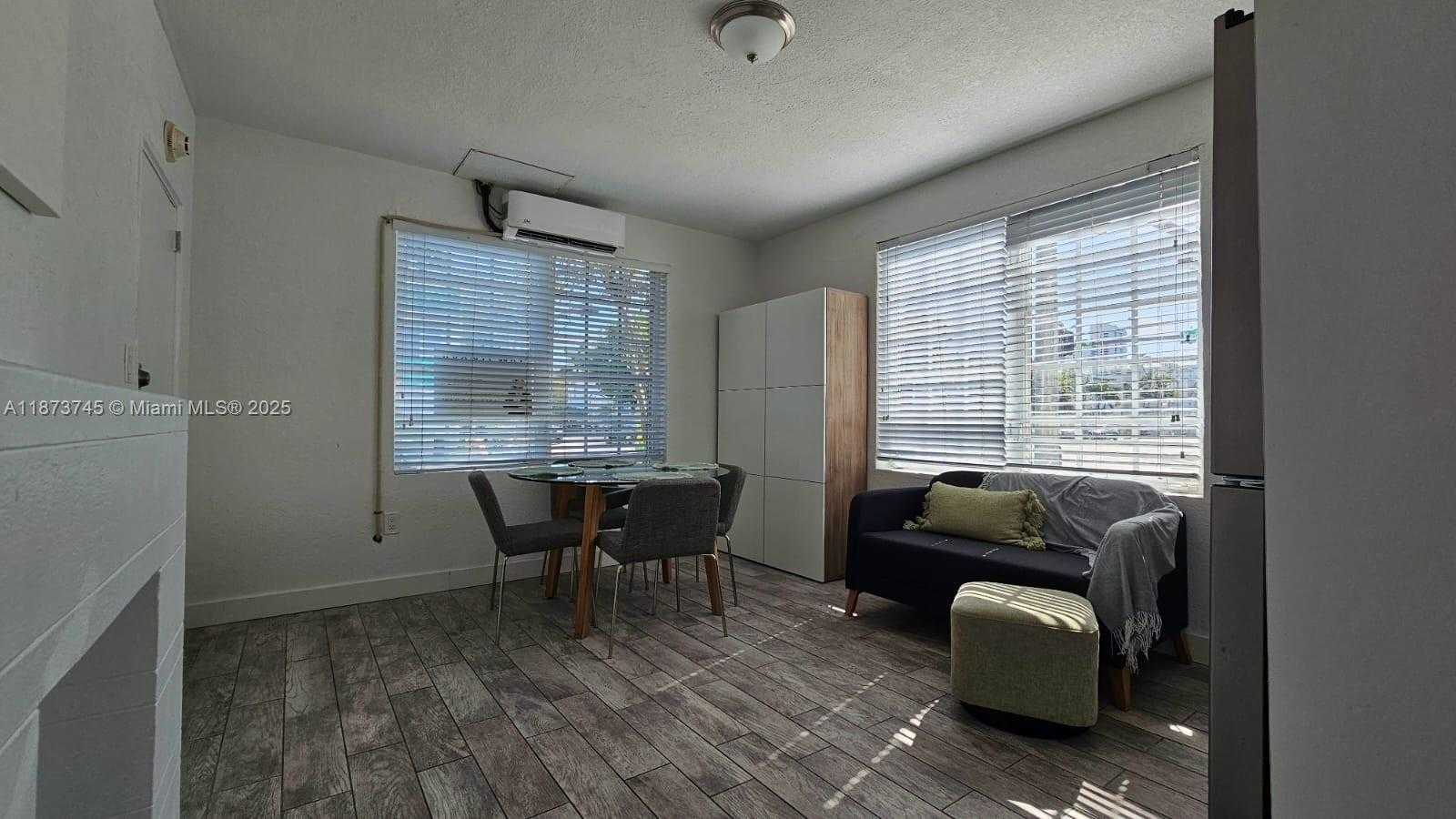 Small Image of 741 15TH ST #1, Miami Beach Number 17