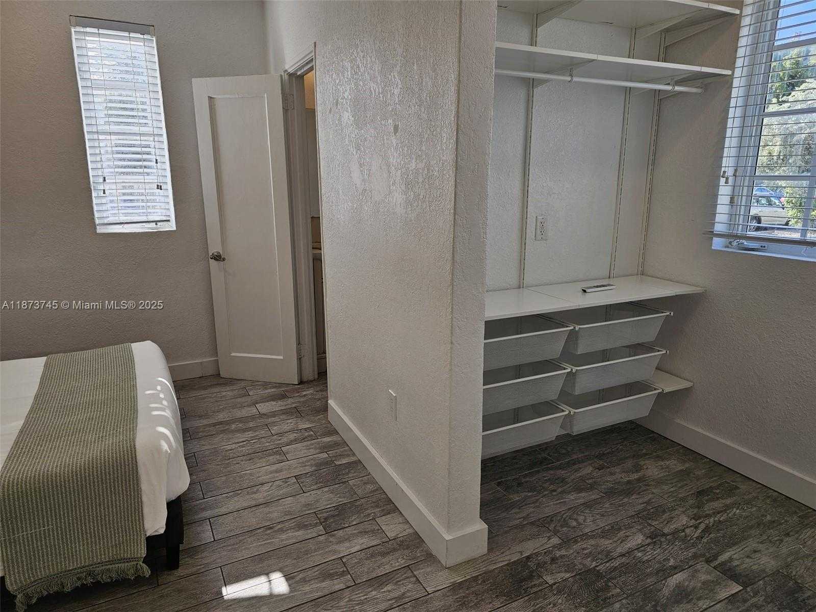 Small Image of 741 15TH ST #1, Miami Beach Number 19