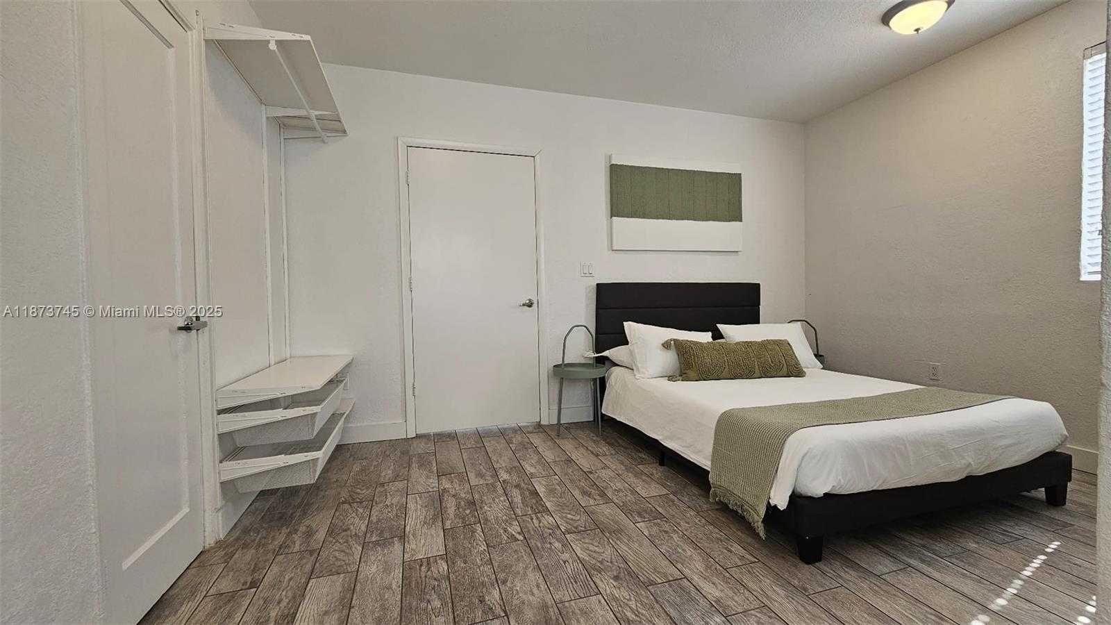 Small Image of 741 15TH ST #1, Miami Beach Number 23