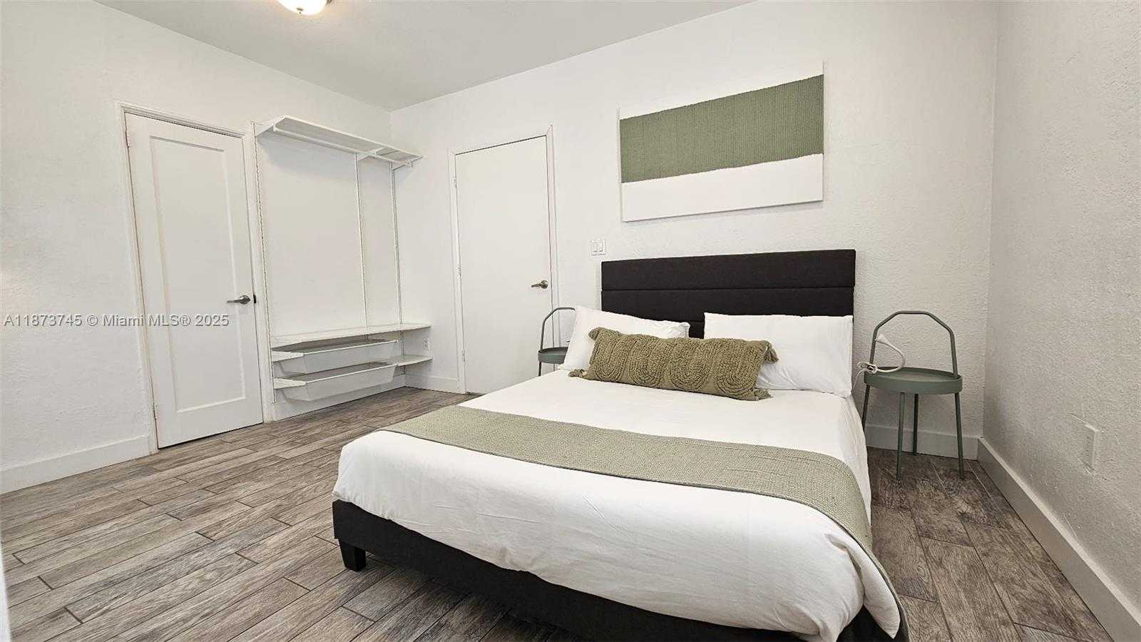 Small Image of 741 15TH ST #1, Miami Beach Number 24
