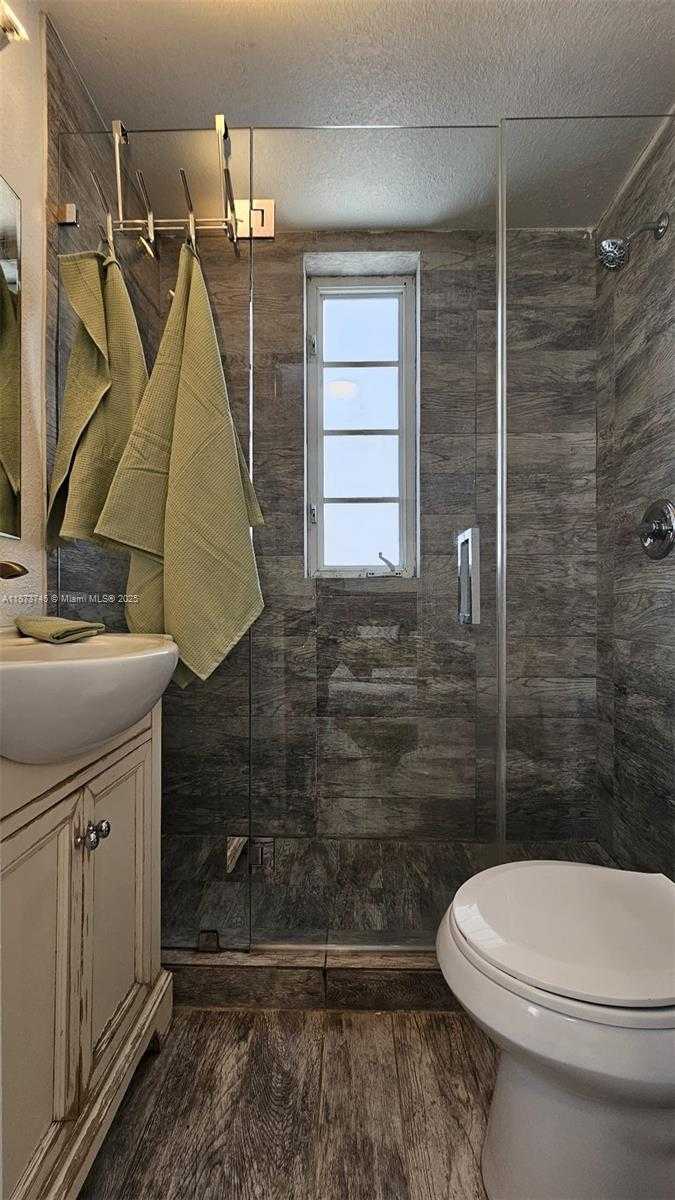 Small Image of 741 15TH ST #1, Miami Beach Number 33