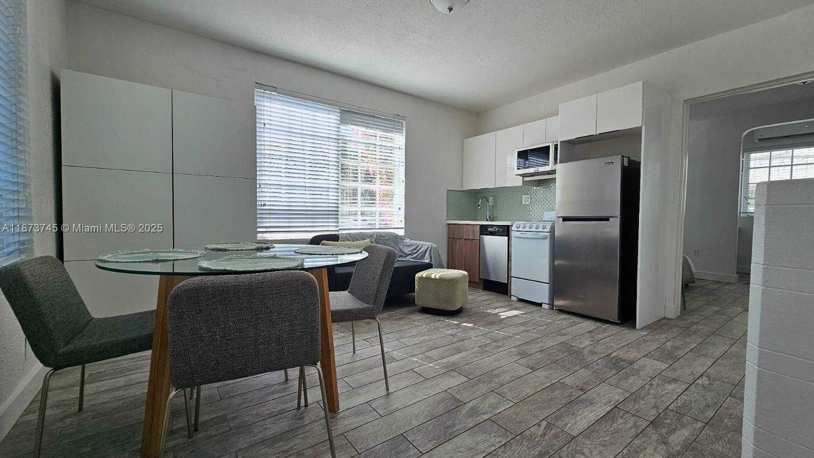 Small Image of 741 15TH ST #1, Miami Beach Number 6