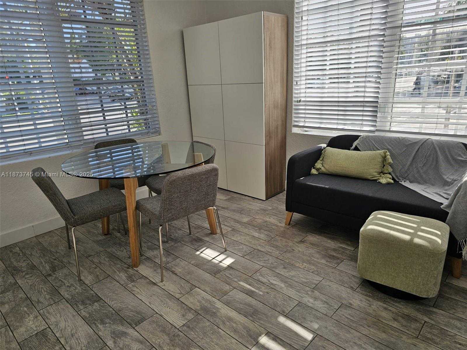 Small Image of 741 15TH ST #1, Miami Beach Number 7