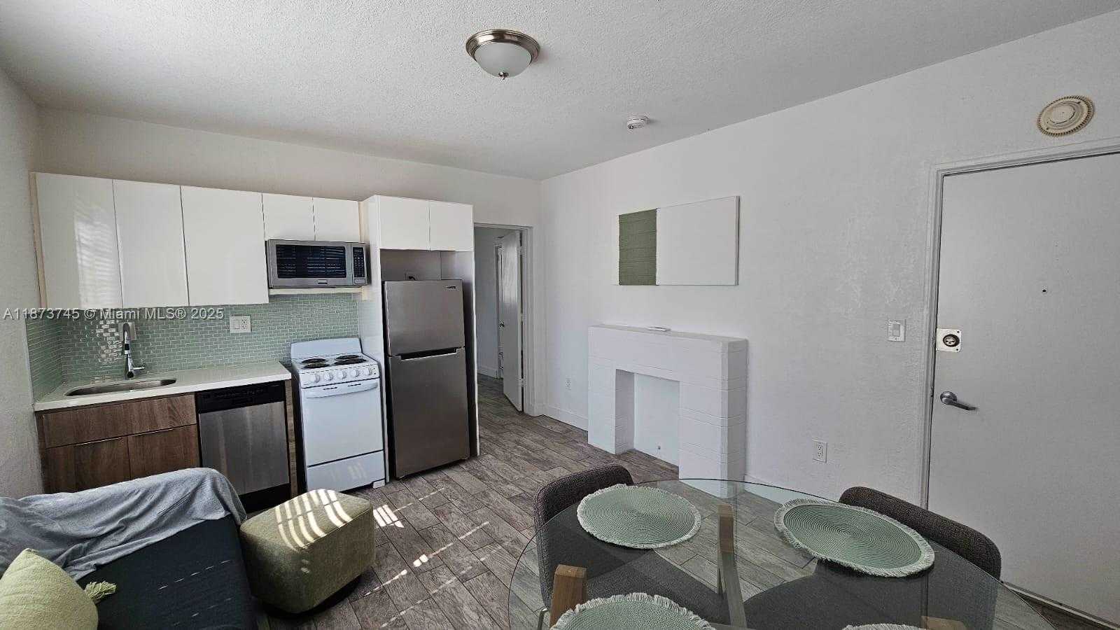 Small Image of 741 15TH ST #1, Miami Beach Number 9