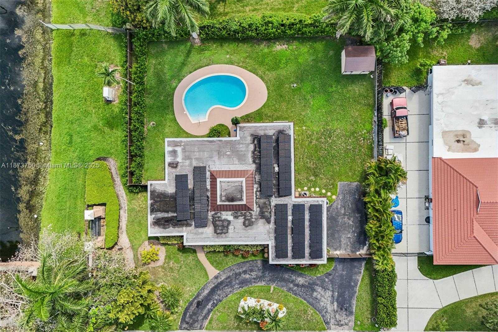 Small Image of 20 WEST TROPICAL WAY, Plantation Number 74