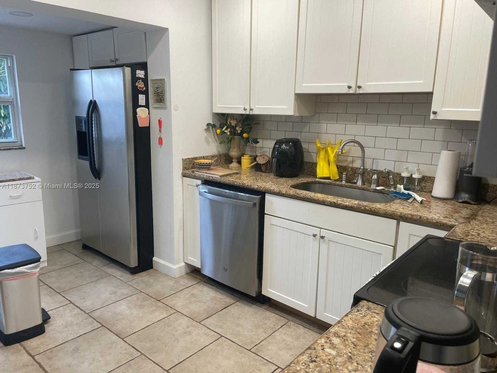 Small Image of 411 SOUTH 26TH AVE, Hollywood Number 9