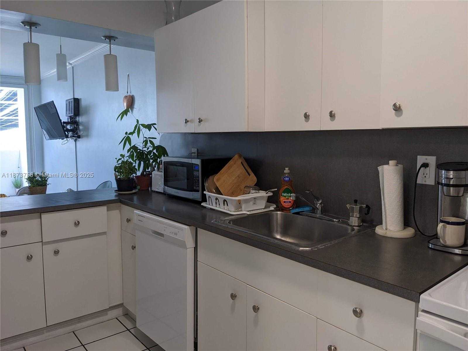 Small Image of 100 LINCOLN RD #904, Miami Beach Number 12