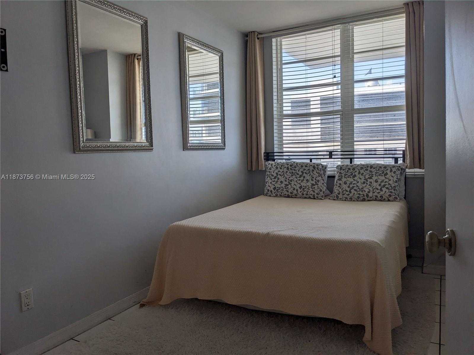 Small Image of 100 LINCOLN RD #904, Miami Beach Number 13
