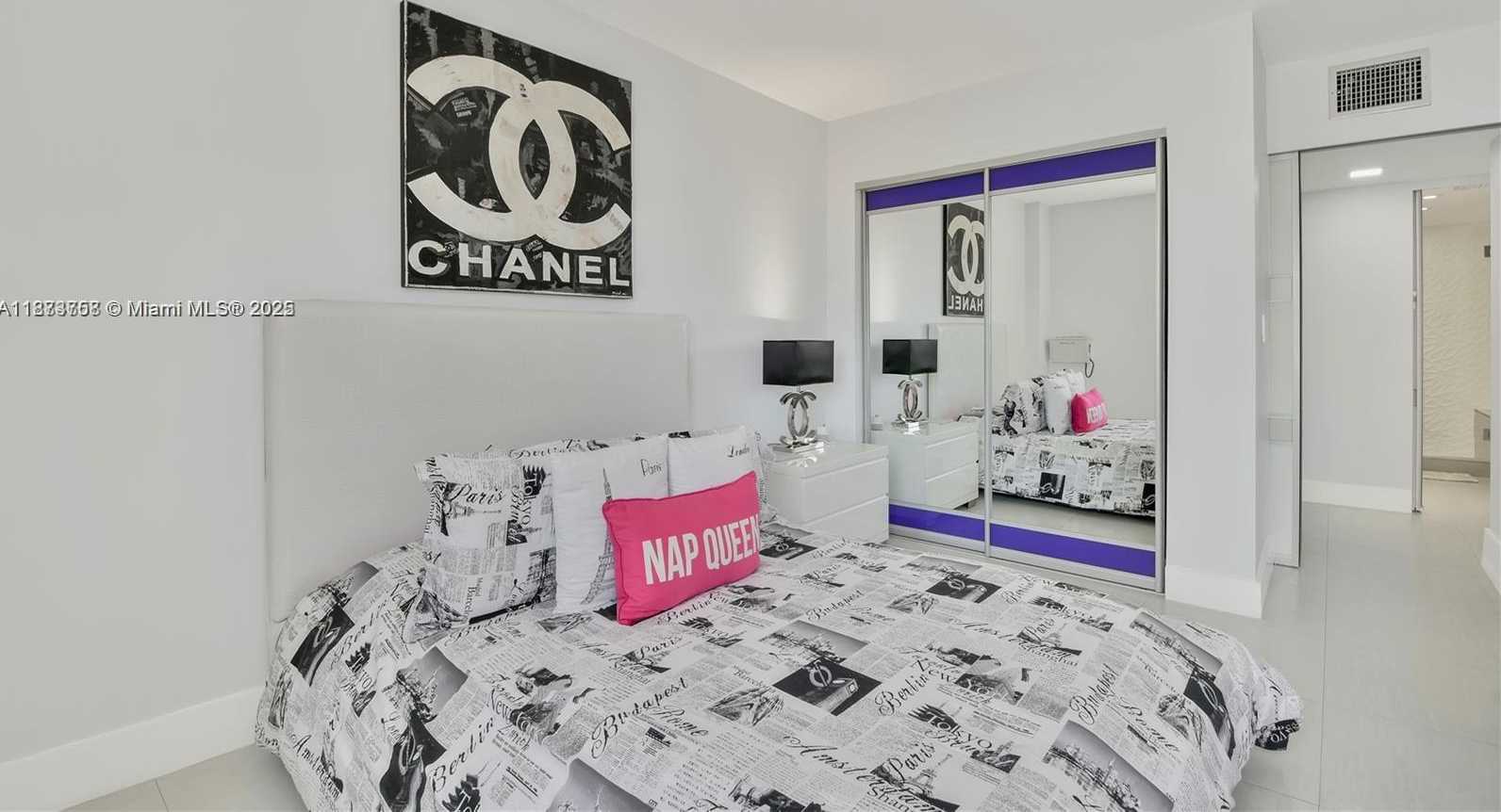 Small Image of 5750 COLLINS AVE #14A, Miami Beach Number 12